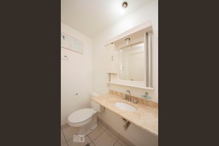 Apartamento para alugar com 80m², 3 quartos e 2 vagas Apartamento para alugar com 80m², 3 quartos e 2 vagasBanheiro da Suíte