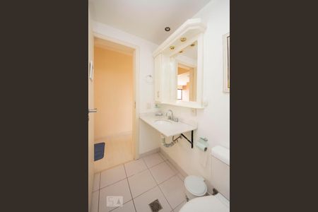 Apartamento para alugar com 80m², 3 quartos e 2 vagas Apartamento para alugar com 80m², 3 quartos e 2 vagasBanheiro