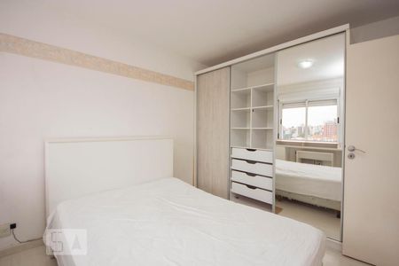 Apartamento para alugar com 80m², 3 quartos e 2 vagas Apartamento para alugar com 80m², 3 quartos e 2 vagasSuíte