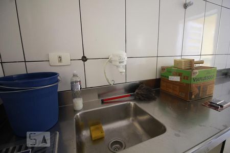 Casa à venda com 300m², 5 quartos e 6 vagasPia 1