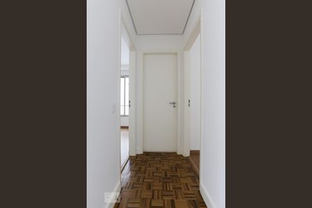 Apartamento para alugar com 70m², 2 quartos e 1 vagaCorredor