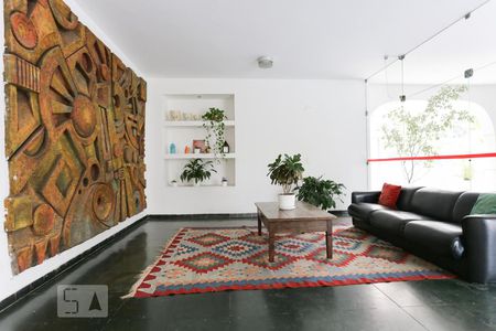 Apartamento para alugar com 70m², 2 quartos e 1 vagaHall