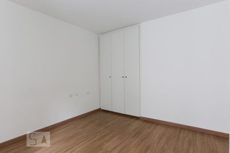 Apartamento para alugar com 70m², 2 quartos e 1 vagaQuarto 01