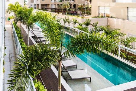 Studio à venda com 48m², 1 quarto e 1 vagaPiscina