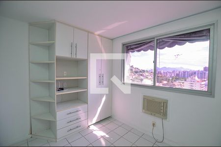 Apartamento à venda com 172m², 3 quartos e 1 vaga Apartamento à venda com 172m², 3 quartos e 1 vagaQuarto 3