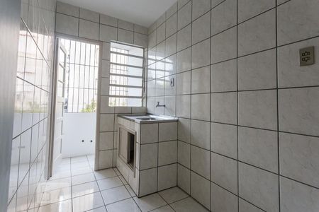 Cozinha de kitnet/studio para alugar com 1 quarto, 31m² em Azenha, Porto Alegre