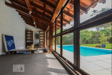 Casa à venda com 750m², 4 quartos e 2 vagasEscriório Externo