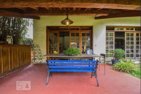 Casa à venda com 750m², 4 quartos e 2 vagasÁrea Externa