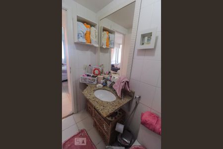 Apartamento para alugar com 100m², 3 quartos e 2 vagasBanheiro