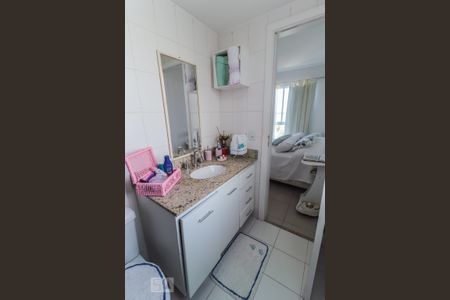 Apartamento para alugar com 100m², 3 quartos e 2 vagasBanheiro Quarto 03 (Suíte)