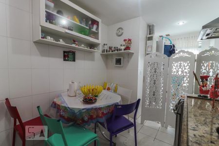 Apartamento para alugar com 100m², 3 quartos e 2 vagasCozinha