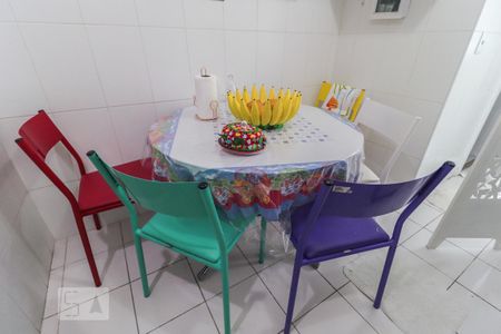 Apartamento para alugar com 100m², 3 quartos e 2 vagasCozinha