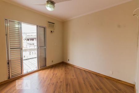 Casa à venda com 115m², 3 quartos e 3 vagasSuíte