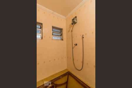 Casa à venda com 115m², 3 quartos e 3 vagasBanheiro social