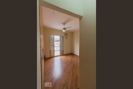 Casa à venda com 115m², 3 quartos e 3 vagasSuíte