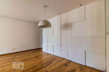 Sala de apartamento para alugar com 3 quartos, 76m² em Perdizes, São Paulo