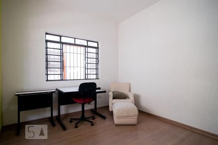 Quarto 1 de casa para alugar com 3 quartos, 180m² em Jardim das Acácias, São Paulo