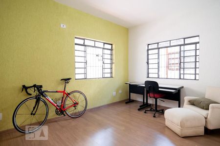 Quarto 1 de casa para alugar com 3 quartos, 180m² em Jardim das Acácias, São Paulo