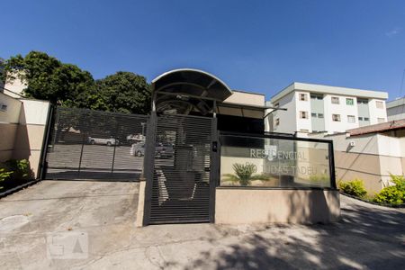 Apartamento para alugar com 85m², 3 quartos e 1 vaga Apartamento para alugar com 85m², 3 quartos e 1 vagaFachada