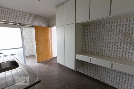 Cozinha de apartamento para alugar com 3 quartos, 110m² em Perdizes, São Paulo