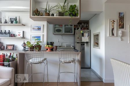 Cozinha de apartamento à venda com 1 quarto, 55m² em Tristeza, Porto Alegre