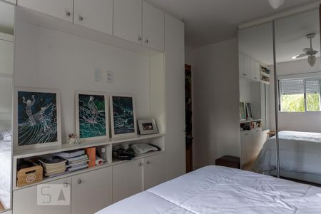 Quarto de apartamento à venda com 1 quarto, 55m² em Tristeza, Porto Alegre