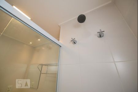 Studio para alugar com 38m², 1 quarto e 1 vaga Studio para alugar com 38m², 1 quarto e 1 vagaDetalhe banheiro