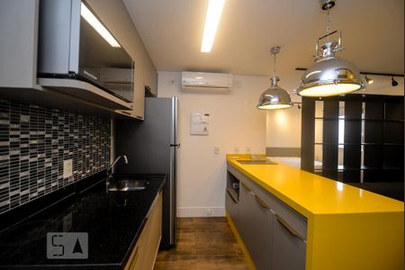 Kitinet Estúdio cozinha de kitnet/studio para alugar com 1 quarto, 38m² em Jardim Flor da Montanha, Guarulhos
