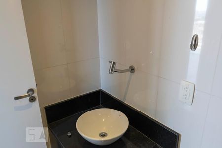 Banheiro social (Torneira) de apartamento para alugar com 2 quartos, 62m² em Saúde, São Paulo