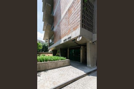 Apartamento para alugar com 192m², 2 quartos e 1 vagaFachada