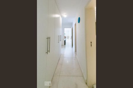 Apartamento para alugar com 192m², 2 quartos e 1 vagaCorredor