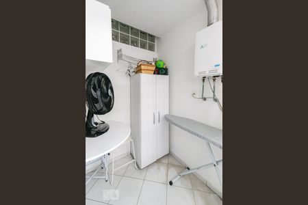 Apartamento para alugar com 192m², 2 quartos e 1 vagaÁrea de Serviço 1