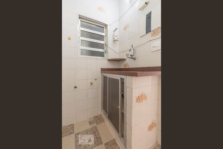 Banheiro de kitnet/studio para alugar com 1 quarto, 34m² em Flamengo, Rio de Janeiro