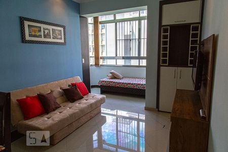 Apartamento para alugar com 73m², 1 quarto e sem vagaSala