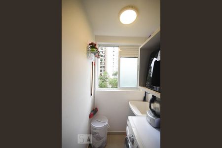 Área de serviço de apartamento para alugar com 1 quarto, 48m² em Vila Andrade, São Paulo