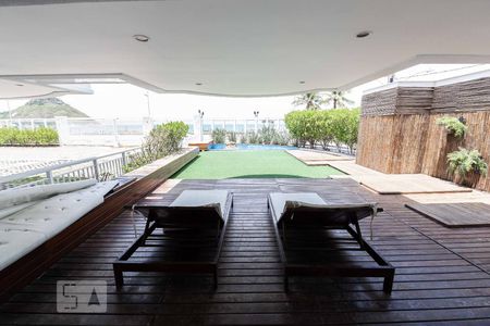 Apartamento à venda com 85m², 2 quartos e 1 vagaDeck