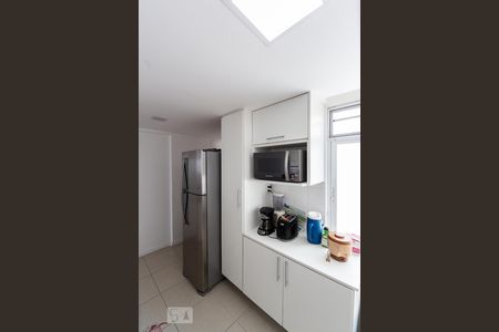 Apartamento à venda com 85m², 2 quartos e 1 vagaCozinha