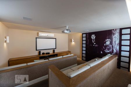 Apartamento à venda com 85m², 2 quartos e 1 vagaHome cinema