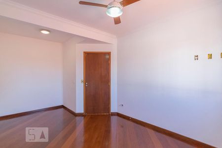 Casa à venda com 195m², 3 quartos e 6 vagasQuarto 2