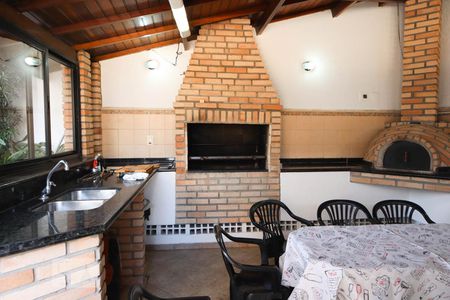 Apartamento para alugar com 98m², 3 quartos e 1 vaga Apartamento para alugar com 98m², 3 quartos e 1 vagaChurrasqueira