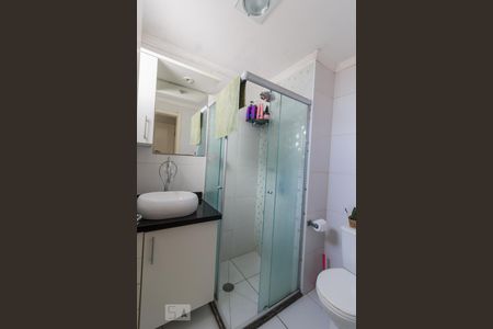 Apartamento à venda com 100m², 3 quartos e 1 vaga Apartamento à venda com 100m², 3 quartos e 1 vagaBanheiro da suíte