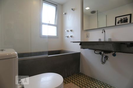 Apartamento para alugar com 82m², 2 quartos e 2 vagasBanheiro da Suíte