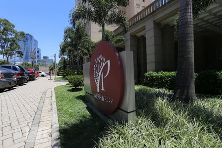 Apartamento para alugar com 82m², 2 quartos e 2 vagasFachada