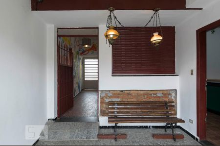 Casa para alugar com 189m², 2 quartos e 3 vagasEntrada