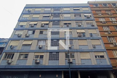 Apartamento à venda com 58m², 1 quarto e sem vaga Apartamento à venda com 58m², 1 quarto e sem vagaFachada do Prédio
