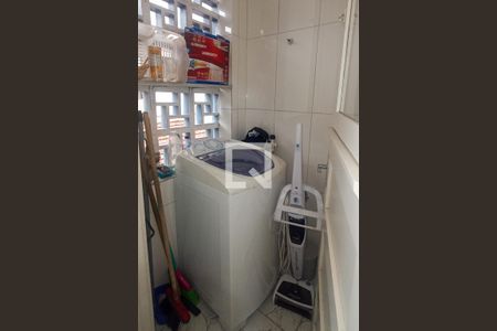 Apartamento à venda com 58m², 1 quarto e sem vaga Apartamento à venda com 58m², 1 quarto e sem vagaCozinha e Área de Serviço