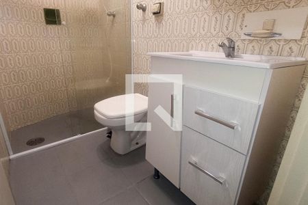 Banheiro da Suíte de apartamento à venda com 1 quarto, 58m² em Centro Histórico, Porto Alegre