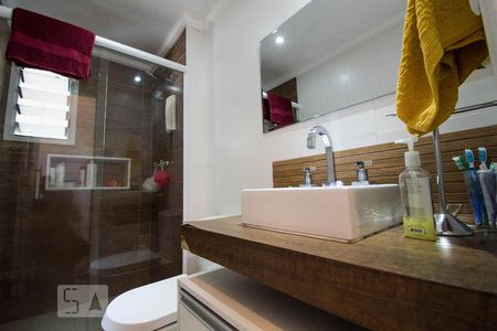Banheiro de apartamento para alugar com 3 quartos, 73m² em Vila Vermelha, São Paulo