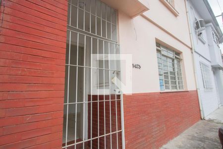 Casa para alugar com 125m², 2 quartos e sem vaga Casa para alugar com 125m², 2 quartos e sem vagaFachada