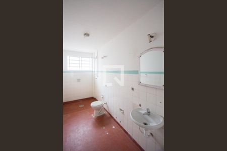 Casa para alugar com 125m², 2 quartos e sem vaga Casa para alugar com 125m², 2 quartos e sem vagaBanheiro